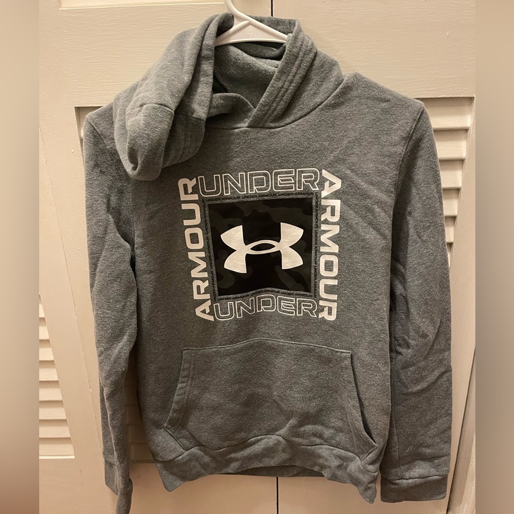 Boys large under armor hoodie